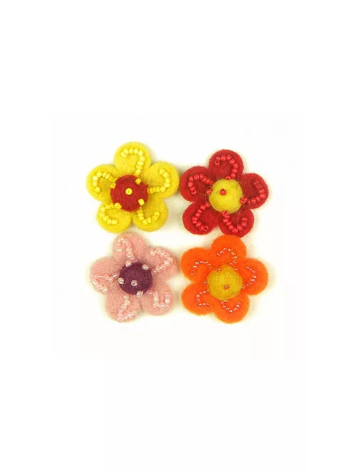 Felt flowers with beads - 4 pcs